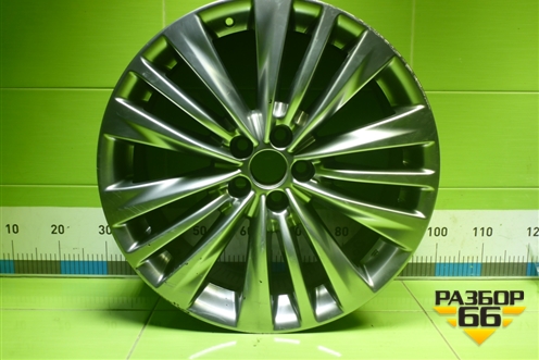 Диск колёсный литой  R20 EJ8 5x114.3 ET35 Ц.О.60,1 (4261A0E150) для Toyota Highlander с 2019-2025г (Хайлендер)