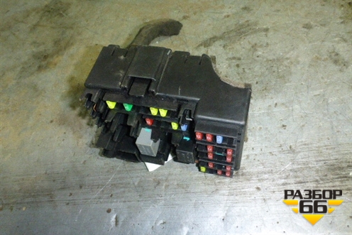 Блок предохранителей подкапотный для Chevrolet Aveo (Т300) с 2011г (Авео Т300)