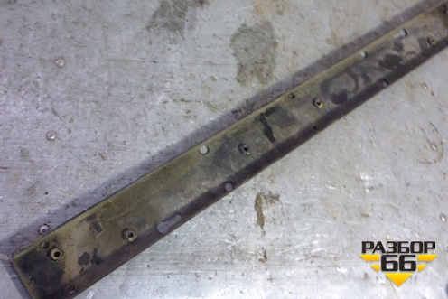 Кронштейн радиатора верхний для Scania 4 Series с 1995-2005г