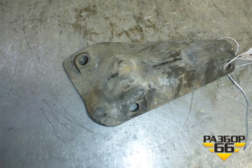 Кронштейн радиатора левый  (1724357) для Scania 5 R Series с 2004-2016г