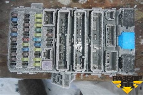 Блок предохранителей салонный для Honda Civic 4D с 2006-2012г