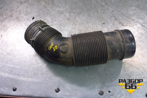 Патрубок воздушного фильтра 7L8128684 для Audi Q7 c 2005-2015г (Ку 7)