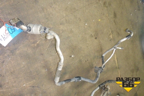 Трубка кондиционера (от испарителя к компресору) для Volkswagen Touareg c 2002-2010г (Туарег)