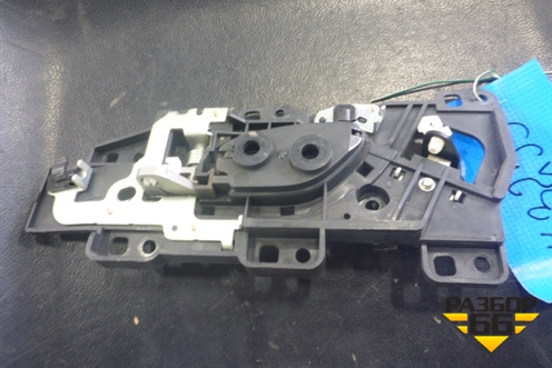 Ручка внутренняя двери передней правой для Honda Civic 5D с 2006-2012г