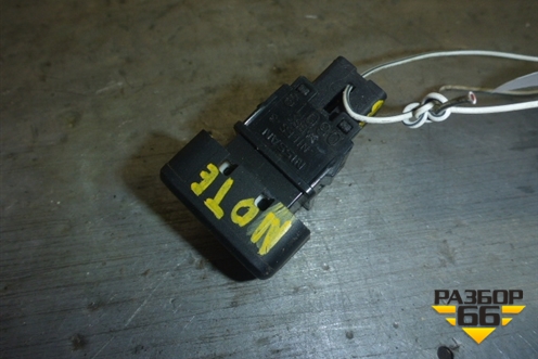 Кнопка аварийной сигнализации для Nissan Note (Е11) с 2005-2013г (Нот)