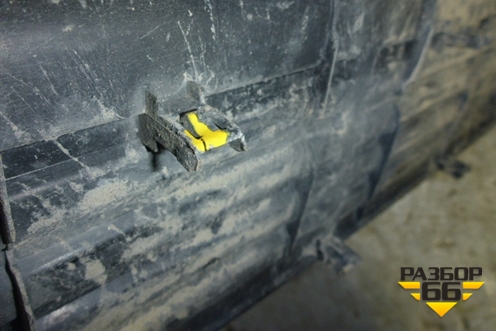 Накладка заднего бампера (до 2012г) (5216260040) для Toyota Land Cruiser (200) с 2008г (Ленд Крузер)