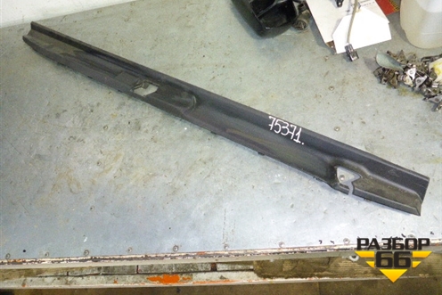 Накладка заднего бампера (верхняя) (5217960050) для Toyota Land Cruiser Prado(150) с 2009г