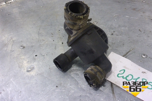 Корпус термостата (2.0л TDI) (03L121111AB) для Volkswagen Amarok с 2010г