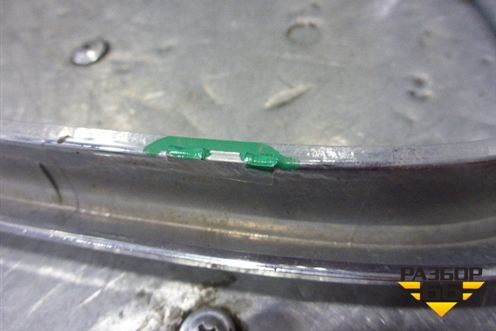 Накладка на решетку радиатора (левая) (51137255411) для BMW 3-серия F30/F31 с 2011г