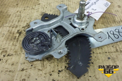 Стеклоподъёмник механический двери правой (824047M010) для Hyundai  HD-1000