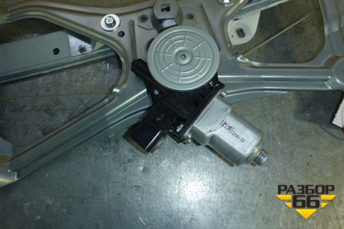 Стеклоподъёмник электрический передний левый (новый) (72250SNAA02) для Honda Civic 4D с 2005-2011г (Цивик)