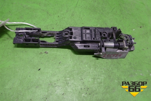 Кронштейн ручки наружной (задней левой) для Infiniti Infiniti QX56/QX80 (Z62) с 2010г (Ку икс56/80)