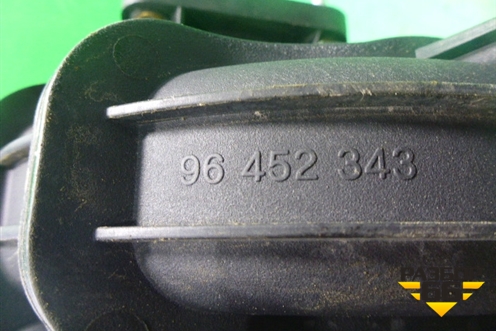 Коллектор впускной (1.6л F16D3) (96452343) для Daewoo Nexia с 1995-2016г (Нексия)