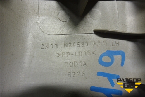 Обшивка стойки центральная верхняя левая (2N11N24583AMW) для Ford Fusion с 2002г (Фьюжн)