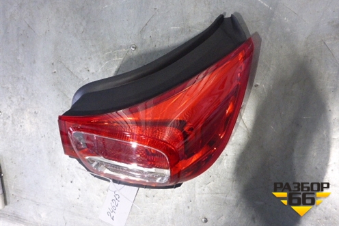 Фонарь задний наружный правый (новый) (25920376) для Chevrolet Malibu с 2011г