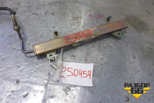 Рейка топливная рампа для Nissan Primera (P12E) с 2001-2008г (Примера)