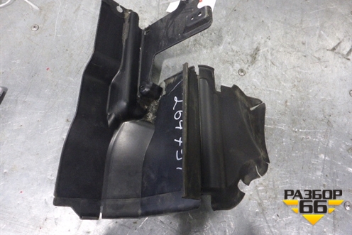 Дефлектор радиатора левый (новый) (31323451) для Volvo S80 с 2006-2016г (C80)