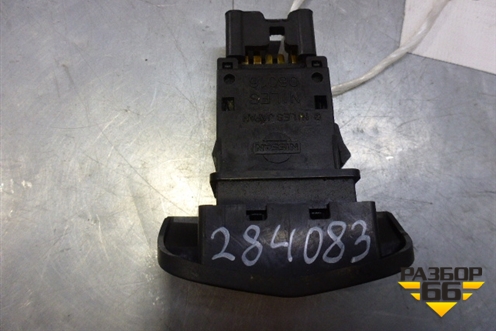 Кнопка аварийной сигнализации для Nissan Primera (P12E) с 2001-2008г (Примера)