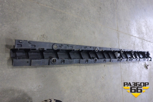 Усилитель порога (правый) (51117319852) для BMW X5 F15 с 2013г (Х5 Ф15)