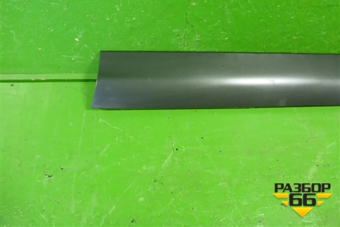 Накладка двери передней правой (2.0л) (75312T0AJ) для Honda CR-V(RM) с 2012г