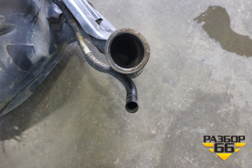 Бак топливный (хэтчбек) (9642568180) для Peugeot 206 с1998г