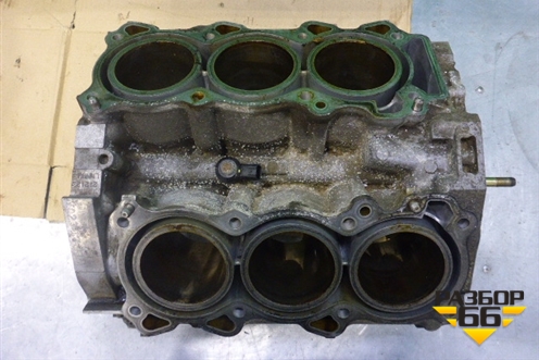 Блок двигателя (2.3л VQ23 VQ23196331A) для Nissan Teana (J31) с 2003-2008г (Теана)
