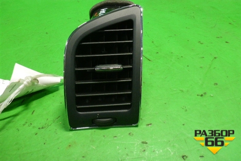 Дефлектор воздушный левый (687613TS0A) для Nissan Teana (L33) с 2013г (Теана)