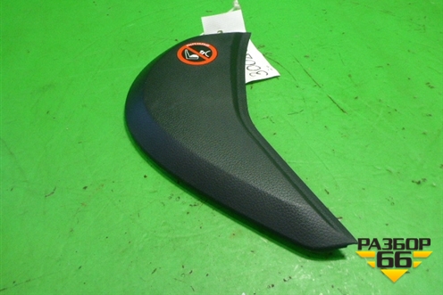 Накладка на торпедо (боковая правая) (684203TS0A) для Nissan Teana (L33) с 2013г (Теана)