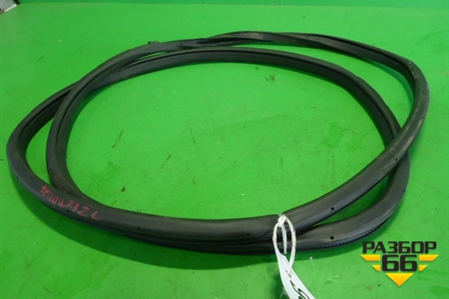 Уплотнитель двери (задней левой на кузов) для Nissan Teana (L33) с 2013г (Теана)