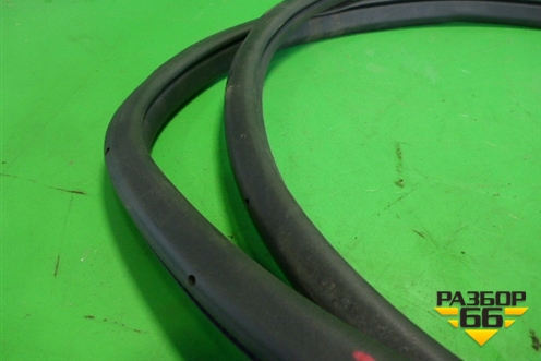 Уплотнитель двери (задней левой на кузов) для Nissan Teana (L33) с 2013г (Теана)