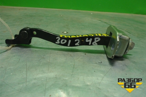 Ограничитель двери передней правой для Nissan Teana (L33) с 2013г (Теана)