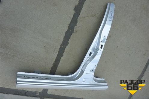 Порог со стойкой левый (5ти дверный кузов) (MN161583) для Mitsubishi Colt с 2004г (Кольт)