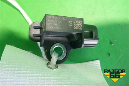 Датчик AIR BAG (боковой правый) (988303RA0A) для Nissan Teana (L33) с 2013г (Теана)