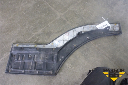 Накладка двери правой  (продолжение двери) (812607C002) для Hyundai  HD-500 с 2010г