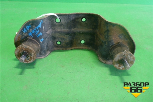 Кронштейн воздухозаборника  (нижний) (558297F900) для Hyundai  HD-500 с 2010г