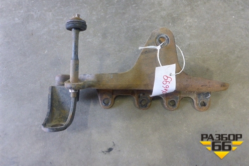 Кронштейн кабины (правый) (642627C000) для Hyundai  HD-500 с 2010г
