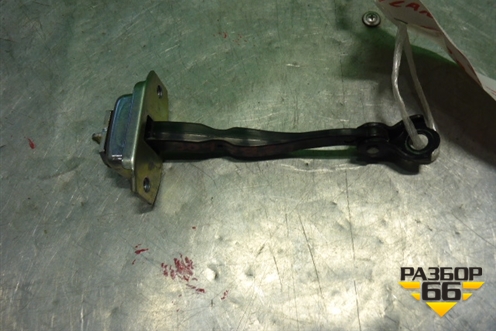 Ограничитель двери передней левой для Nissan Teana (L33) с 2013г (Теана)