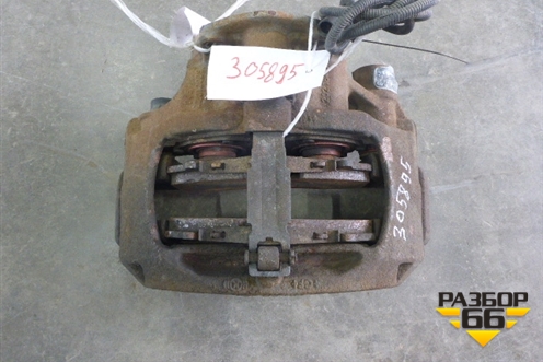 Суппорт передний левый (581008D500) для Hyundai  HD-500 с 2010г