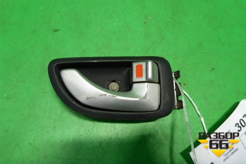 Ручка внутренняя двери правой  (826212B000) для Hyundai  HD-500 с 2010г
