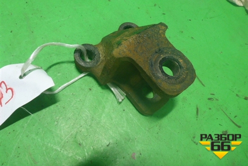 Кронштейн стойки переднего стабилизатора  (правый) (547937C701) для Hyundai  HD-500 с 2010г