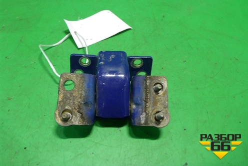 Петля двери правой верхняя  (791107A001) для Hyundai  HD-500 с 2010г