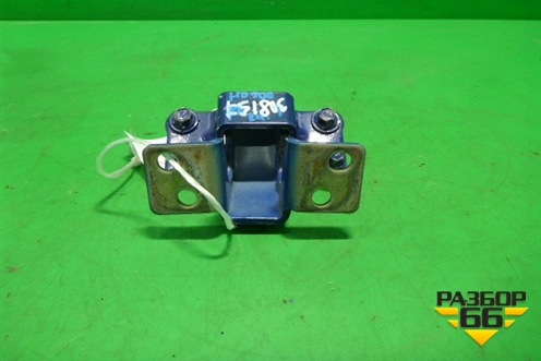 Петля двери правой верхняя  (791107A001) для Hyundai  HD-500 с 2010г