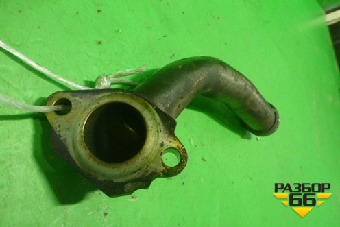 Трубка системы охлаждения (2.0л 16V QR20 металическая) для Nissan Primera (P12E) с 2001-2008г (Примера)