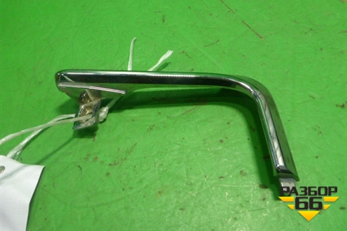 Накладка ПТФ левая (после 2015г верхняя) (5212660130) для Toyota Land Cruiser (200) с 2008г (Ленд Крузер)