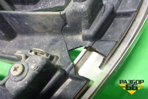 Решетка радиатора (после 2012г до 2015г) (5311460110) для Toyota Land Cruiser (200) с 2008г (Ленд Крузер)