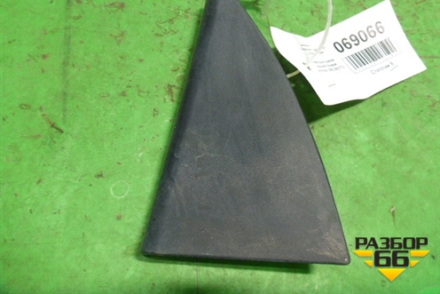 Накладка двери задней правой (уголок) (96238372) для Chevrolet Lanos с 2004г (Ланос)