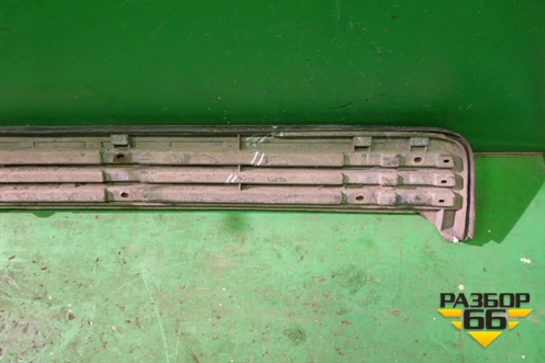 Подножка левая (796085744) для Chevrolet Tаhoe с 2000-2006г