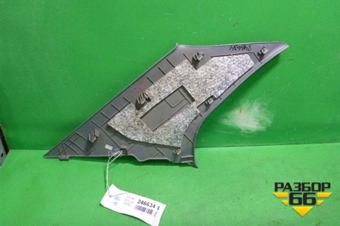 Обшивка стойки задняя верхняя правая (858613D000) для Hyundai Sonata-5 с 2001г