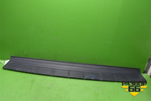 Накладка заднего бампера (до 2012г) (5216260040) для Toyota Land Cruiser (200) с 2008г