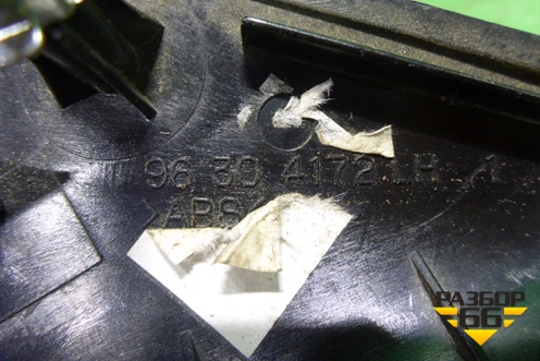 Накладка двери передней левой уголок (96304172) для Chevrolet Lanos с 2004г (Ланос)